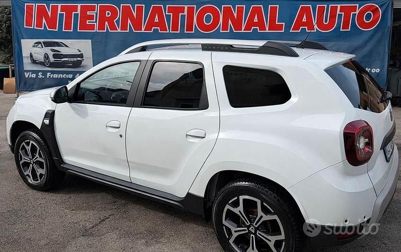 Usata Dacia Duster 100 CV (73 kW) 2021 Bianco SUV