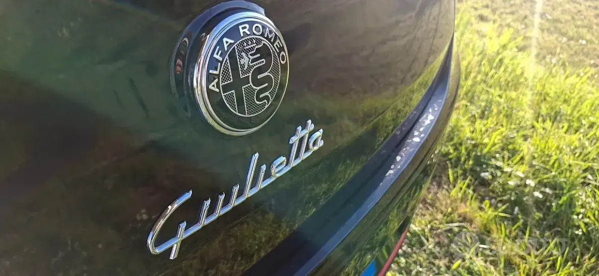 Usata Alfa Romeo Giulietta 140 CV (102 kW) 2012 Utilitaria