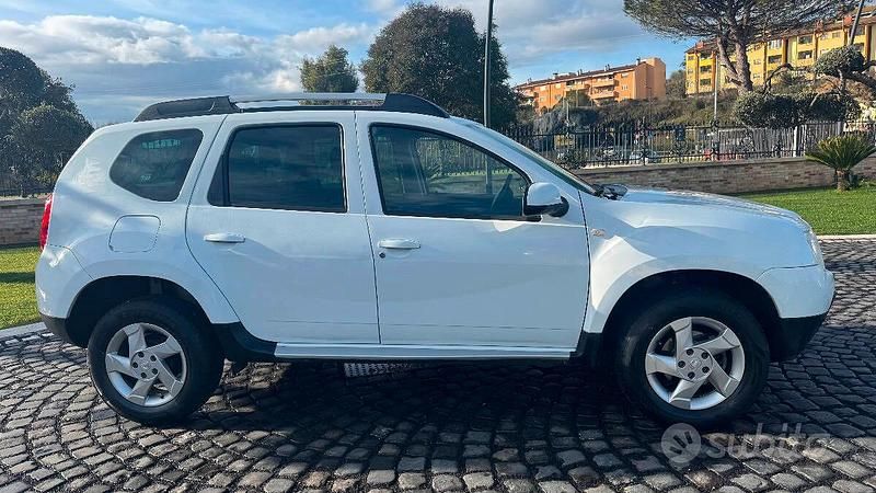 Usata Dacia Duster 110 CV (80 kW) 2011 Bianco SUV