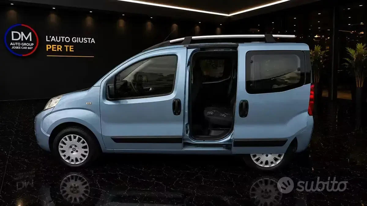 Usata Fiat Qubo Trekking 70 CV (51 kW) 2012 Blu Monovolume
