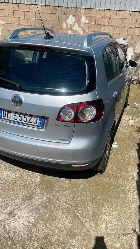 Usata VW Golf Plus Cross 140 CV (102 kW) 2008 Grigio Monovolume