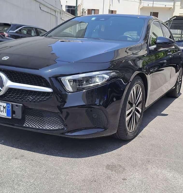 Usata Mercedes A180 116 CV (85 kW) 2020 Berlina