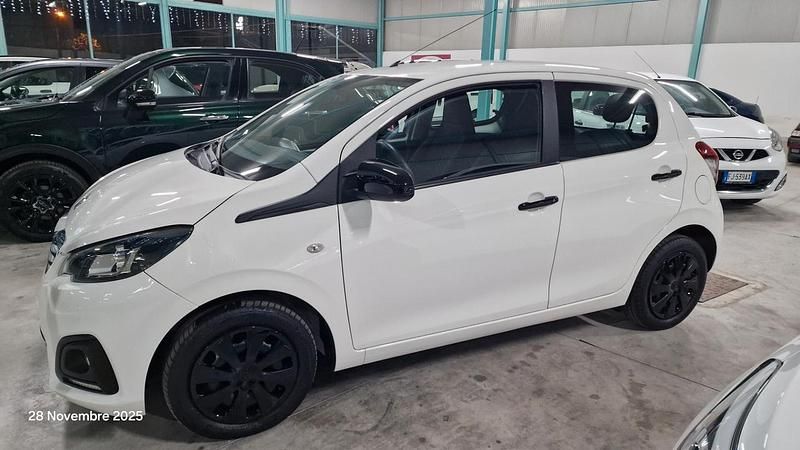 Usata Peugeot 108 Active 69 CV (50 kW) 2016 Bianco Berlina