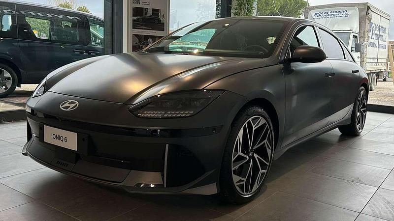 Nuova Hyundai Ioniq 6 55 kW (76 CV) 2025 Nero Berlina