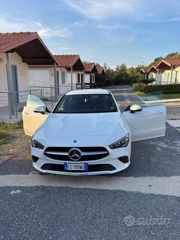 Usata Mercedes CLA180 116 CV (85 kW) 2020 Bianco Berlina