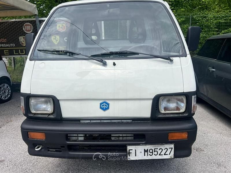 Usata Piaggio Porter 68 CV (50 kW) 1999 Bianco Berlina