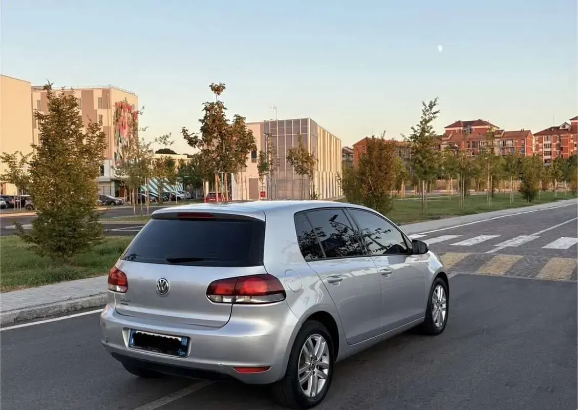 Usata VW Golf VII Comfortline 102 CV (75 kW) 2012 Berlina