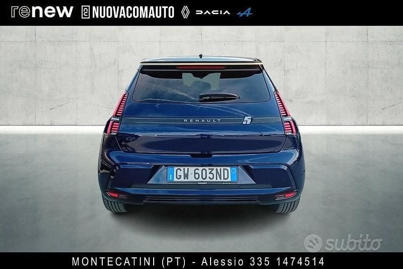 Usata Renault R5 Komfort 110 kW (150 CV) 2024 Bestyle berlino (blu notturno Utilitaria