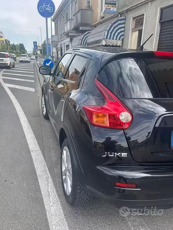 Usata Nissan Juke 110 CV (80 kW) 2011 Nero SUV