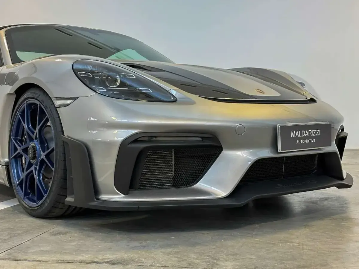 Usata Porsche 718 Spyder 500 CV (367 kW) 2024 Argento gt Cabrio