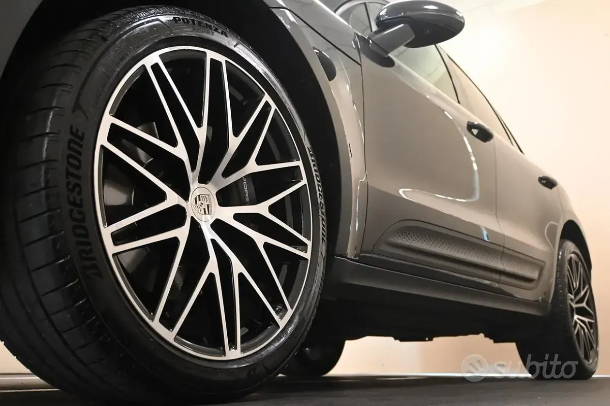Usata Porsche Macan 265 CV (194 kW) 2021 Grigio SUV