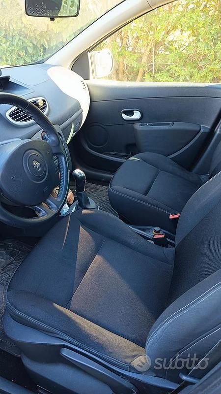 Usata Renault Clio IV 2012 Berlina