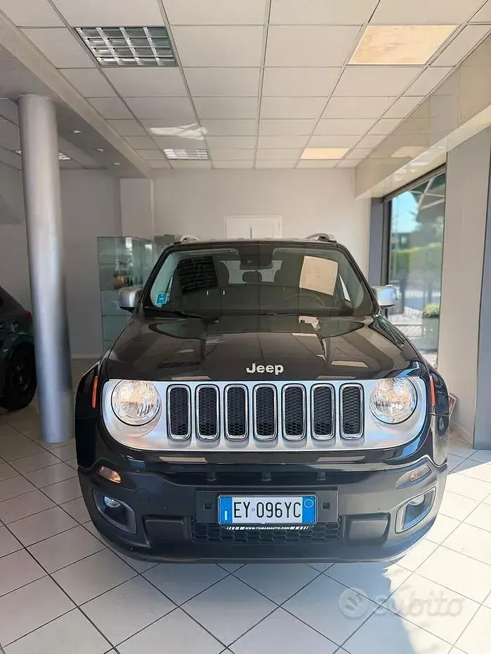 Usata Jeep Renegade Limited 140 CV (102 kW) 2015 Nero SUV