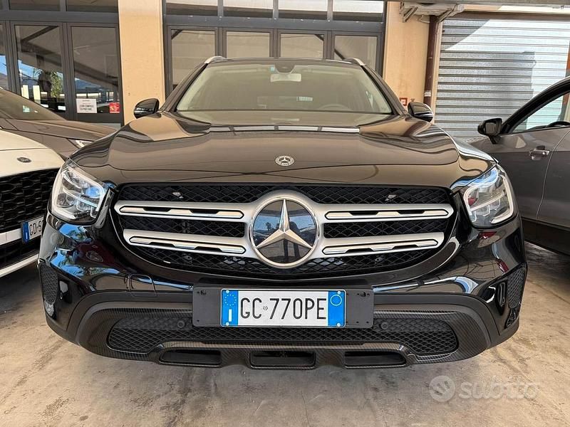 Nero Usata 2020 Mercedes GLC300e Premium Plus SUV | 29.900 € (Ottimo prezzo) - Immagine 1/4