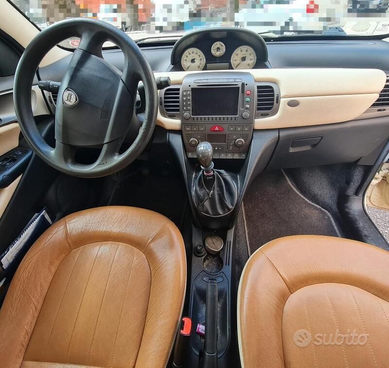 Usata Lancia Ypsilon 60 CV (44 kW) 2005 Utilitaria