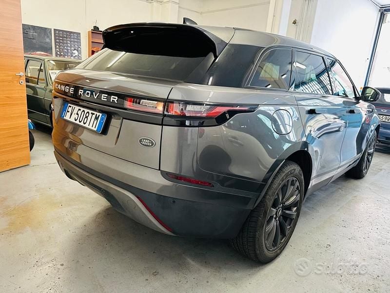Usado Land Rover Range Rover Velar S 250 HP (183 kW) 2019 Cinzento SUV