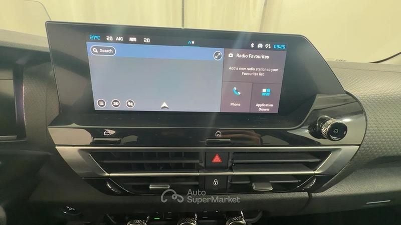 Usata Citroën C4 131 CV (96 kW) 2024 Nero SUV