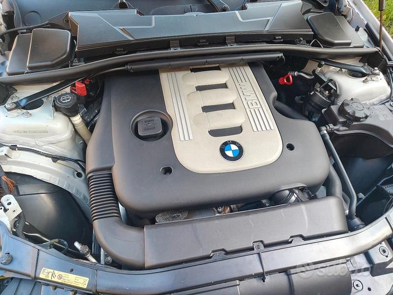 Usata BMW 330 Cabriolet M Sport 231 CV (169 kW) 2008 Grigio Cabrio