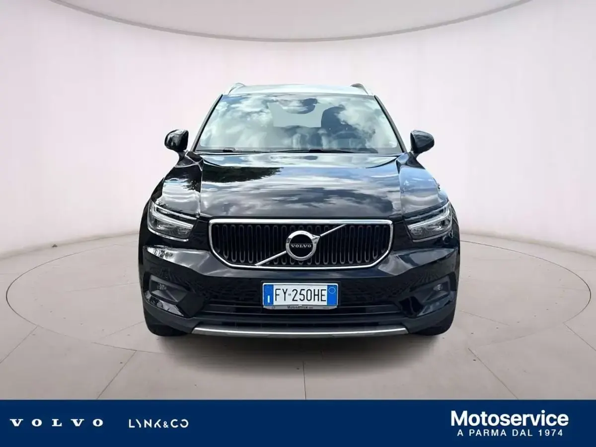 Usata Volvo XC40 Business Edition 150 CV (110 kW) 2019 Nero SUV