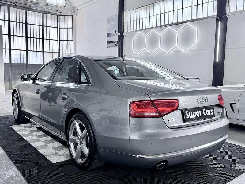 Usata Audi A8 250 CV (183 kW) 2011 Blu/azzurro Berlina