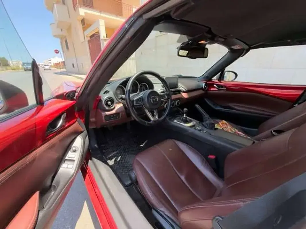 Usata Mazda MX5 Exceed 131 CV (96 kW) 2018 Rosso Cabrio