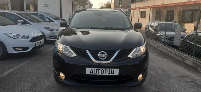Usata Nissan Qashqai Tekna 131 CV (96 kW) 2017 Nero SUV