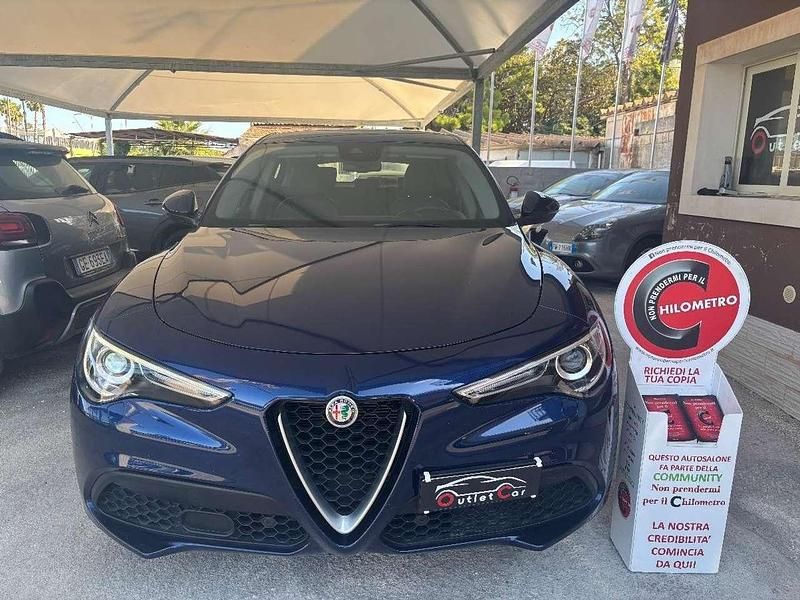 Usata Alfa Romeo Stelvio 190 CV (139 kW) 2019 Blu SUV