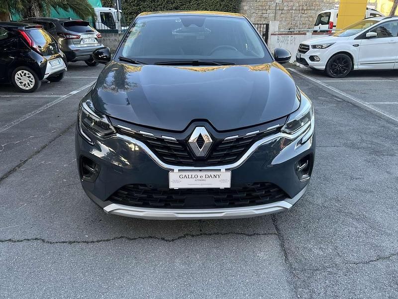 Usata Renault Captur Techno 94 CV (69 kW) 2023 Blu marine SUV