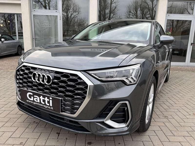 Usata Audi Q3 Sportback S-Line 150 CV (110 kW) 2022 Grigio SUV