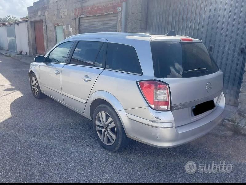 Occasion Opel Astra 101 ch (74 kW) 2008 Gris Break