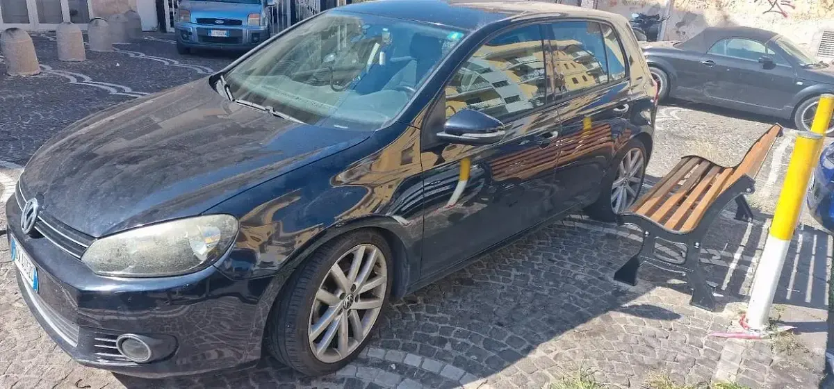 Usata VW Golf VI 110 CV (80 kW) 2009 Nero Utilitaria