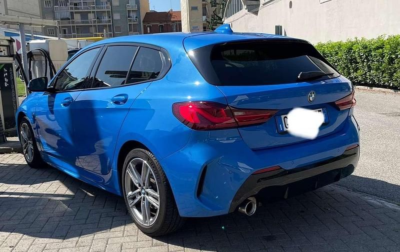 Usata BMW 118 M Sport 140 CV (102 kW) 2019 Blu/azzurro Utilitaria