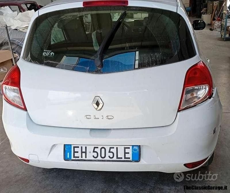 Usata Renault Clio II 2011 Bianco Berlina