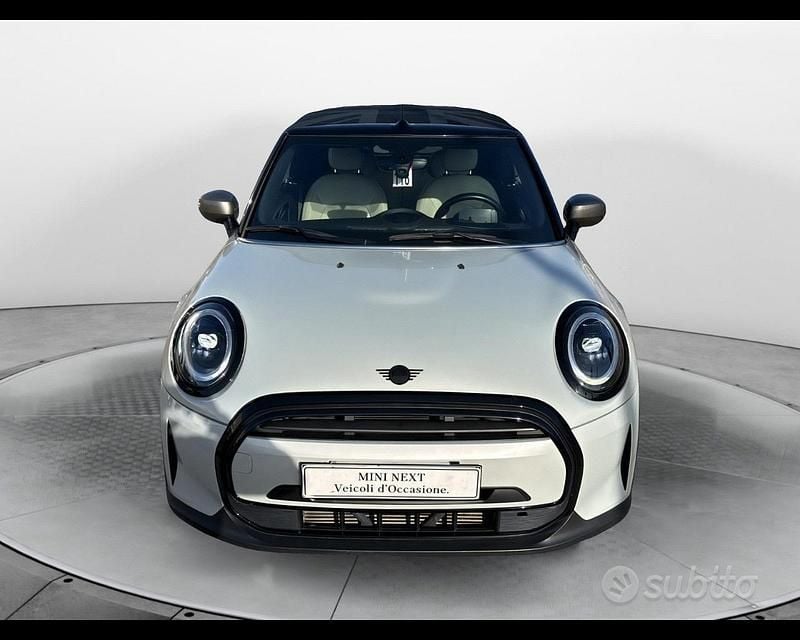 Usata Mini Cooper Cabriolet 136 CV (100 kW) 2021 White silver Cabrio