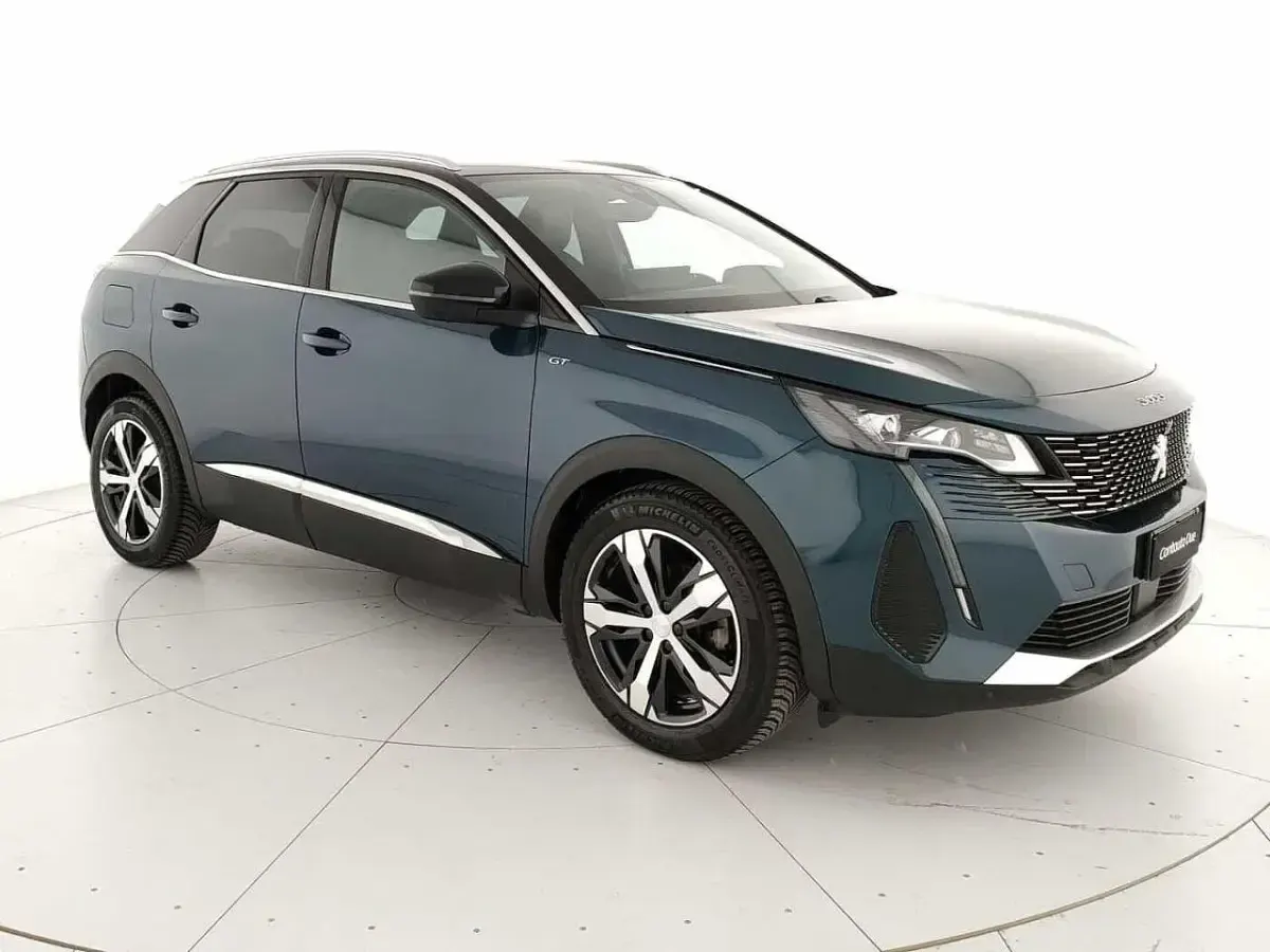 Usata Peugeot 3008 GT 131 CV (96 kW) 2023 Blu celebes SUV