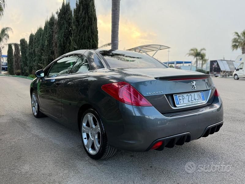 Usata Peugeot 308 CC 156 CV (114 kW) 2010 Grigio Cabrio