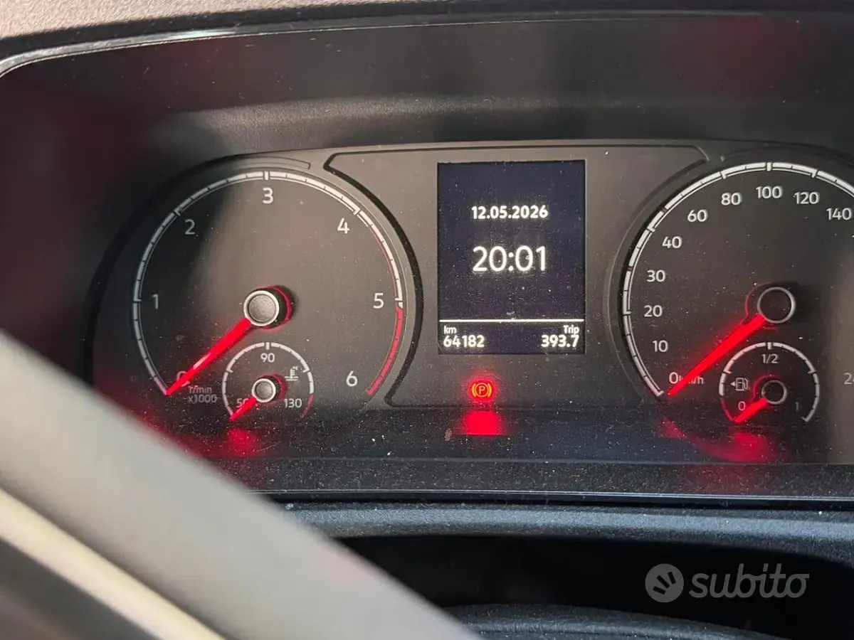 Usata VW Caddy 102 CV (75 kW) 2023 Nero Monovolume