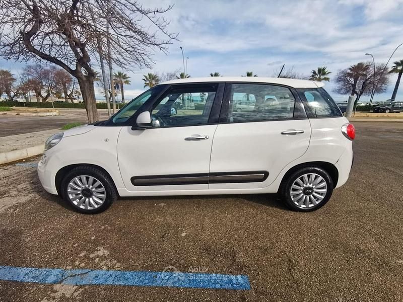 Usata Fiat 500L Pop Star 95 CV (69 kW) 2016 Bianco Monovolume