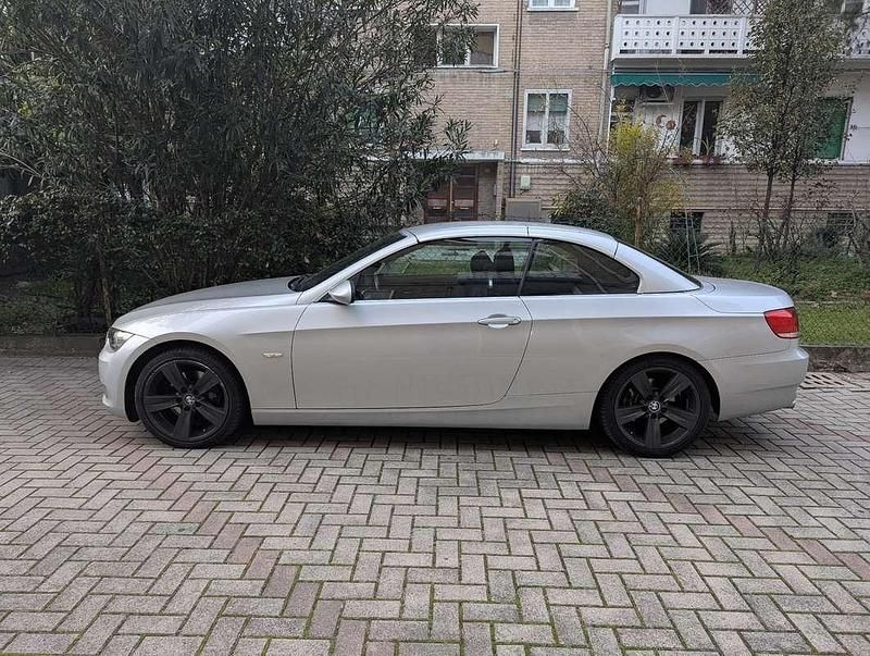 Usata BMW 320 Cabriolet 170 CV (125 kW) 2007 Cabrio
