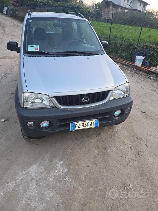 Usata Daihatsu Terios 2002 Grigio SUV