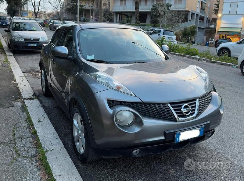 Usata Nissan Juke Acenta 110 CV (80 kW) 2014 Grigio SUV