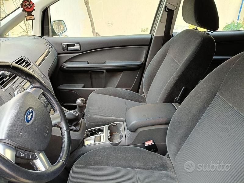 Usata Ford C-MAX Ghia 2004 Monovolume