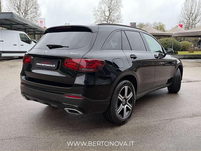Usata Mercedes GLC220 Premium 194 CV (142 kW) 2022 Nero SUV