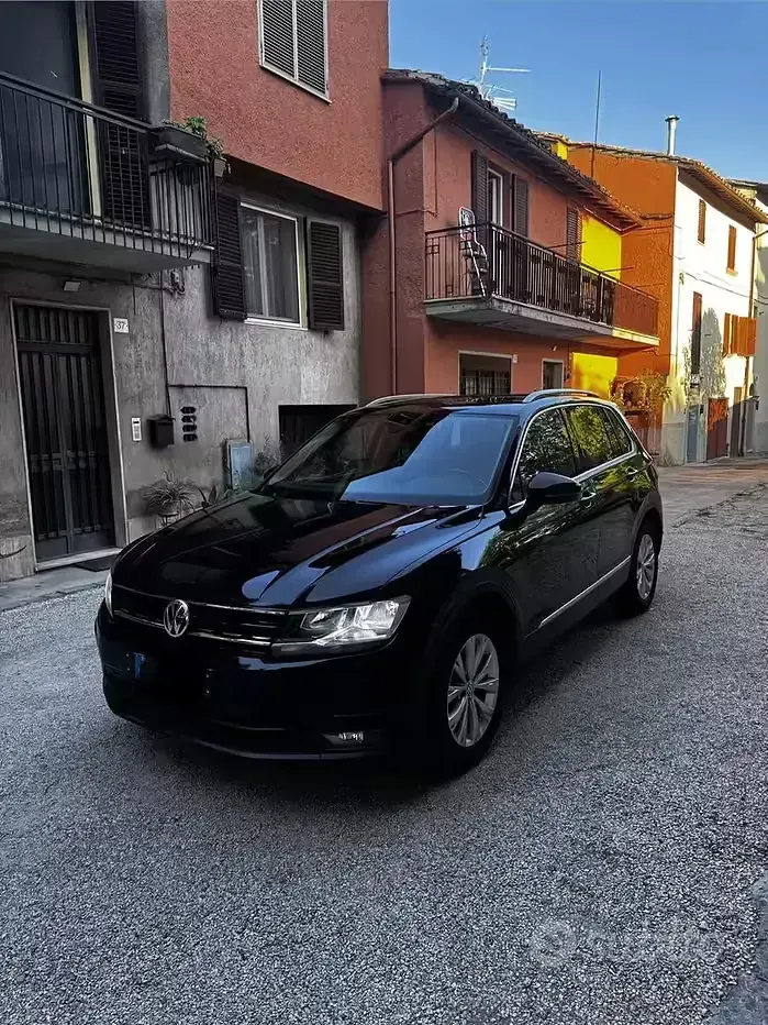Usata VW Tiguan Business 150 CV (110 kW) 2019 Nero SUV