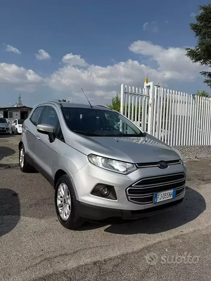 Usata Ford Ecosport 125 CV (91 kW) 2017 Grigio SUV