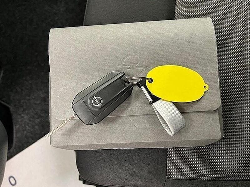 Usata Opel Vivaro Enjoy 120 CV (88 kW) 2023 Bianco Monovolume