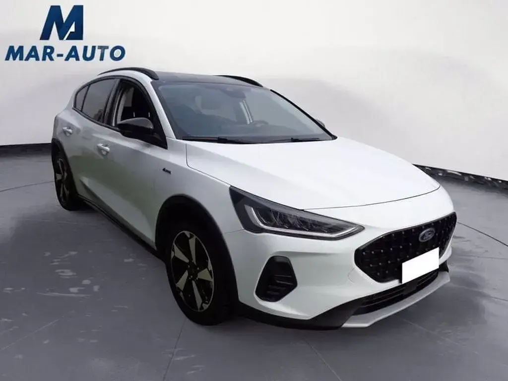 Usata Ford Focus Active X 125 CV (91 kW) 2022 Bianco Berlina