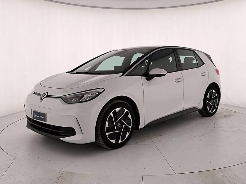 Usata VW ID.3 Pro Performance 150 kW (204 CV) 2024 Glacier white metallizzato nero Utilitaria