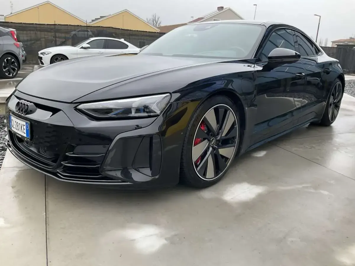 Usata Audi e-tron GT quattro 139 kW (190 CV) 2022 Nero Berlina