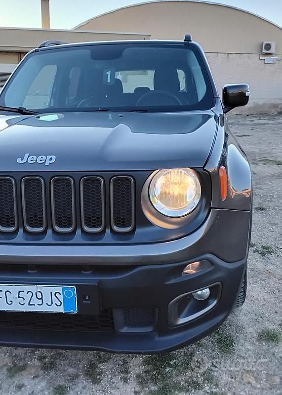 Usata Jeep Renegade Limited 120 CV (88 kW) 2016 Grigio SUV
